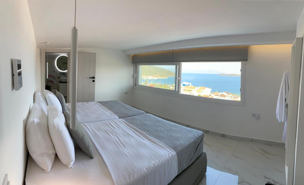 Dk Luxury Suite Néa Péramos エクステリア 写真